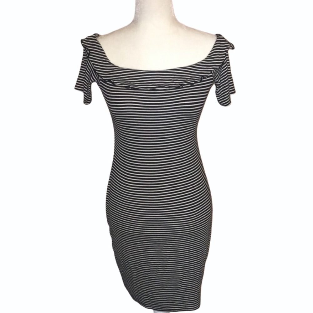 Decree stripe dress size small